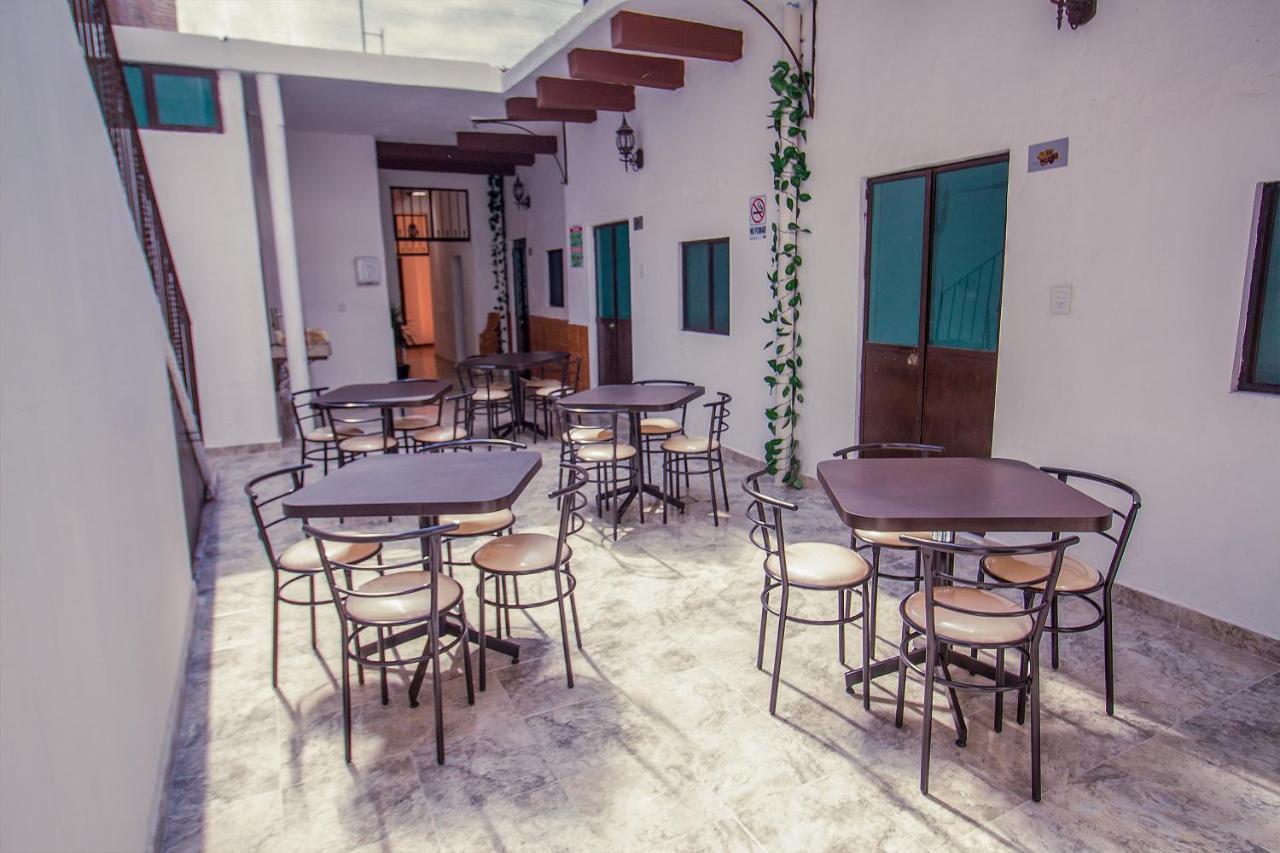 Hotel Casa De Las Piedras Queretaro Luaran gambar